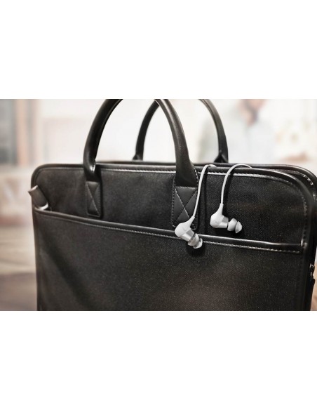 BE2 blanco Optoma Nuforce